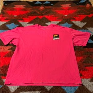 Nike Men's Pink T-Shirt